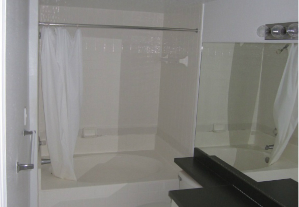 Unbeatable Value! 1BR Condo in Gated Palms Club – Pool, Gym & More!