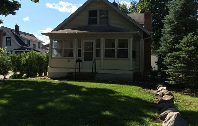 Wayzata Home walking distance to Lake.