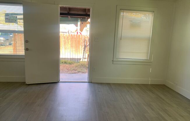 Newly remodeled 1 Bedroom 1 Bath