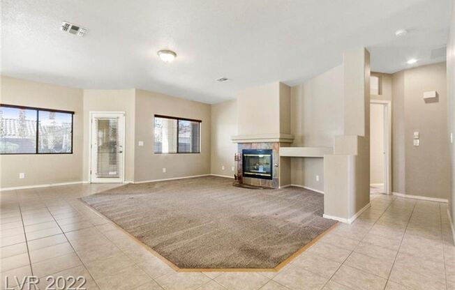 3 BR, single story home- Open floor plan