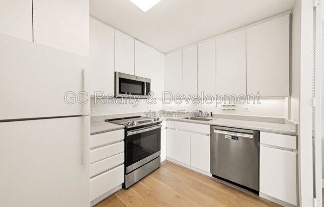 1 bed, 1 bath, 850 sqft, $2,150, Unit 2810