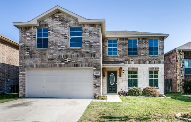 2225 SPLENDOR CT