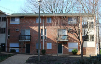 Forest Square Apartments