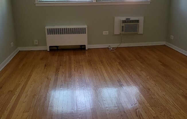 1822 Monroe, LLC