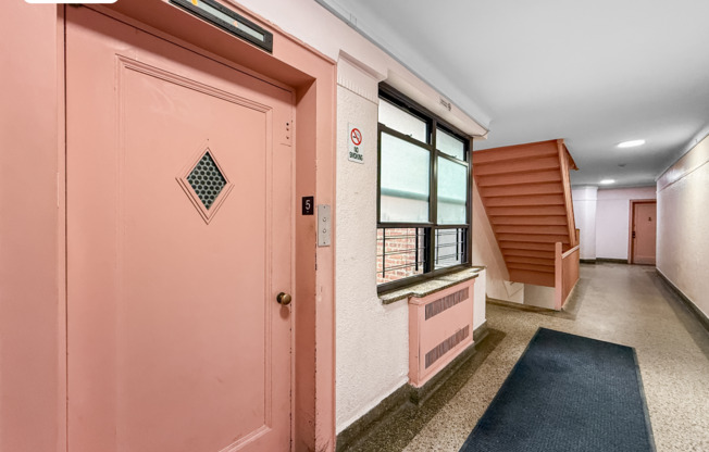 1685 E 5 ST