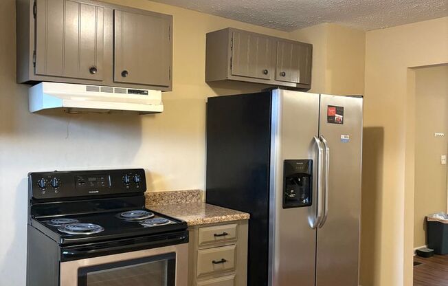 3 beds, 2 baths, 1,290 sqft, $1,495, Unit 307 Bishop Lane