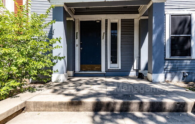723 E EUCLID AVE