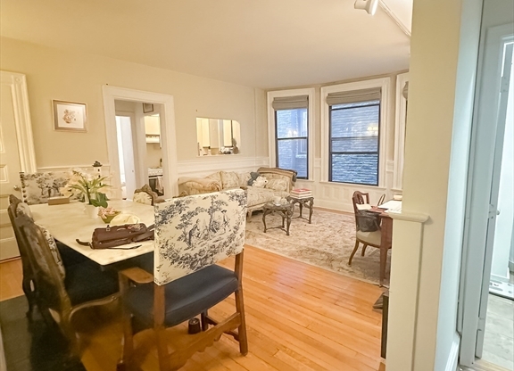 362 Commonwealth Ave