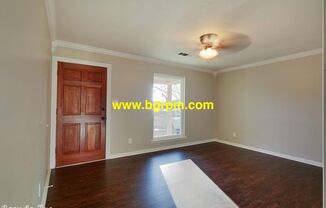 3 beds, 2 baths, $1,350