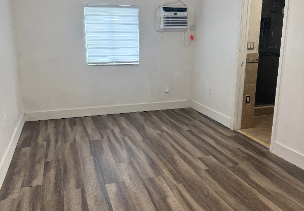 55 NW 64 CT