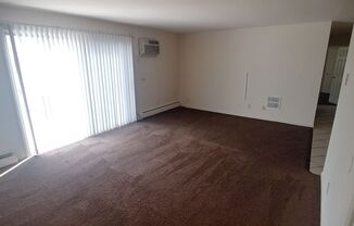 2 beds, 1.5 baths, 920 sqft, $1,200, Unit Apt 10