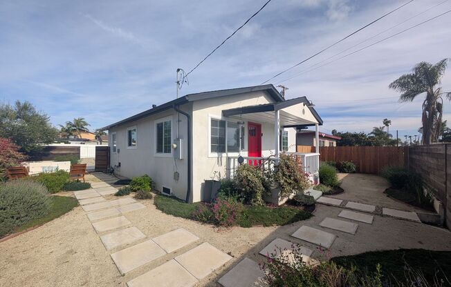 Beautifully Renovated 2 Bedroom in Oceanside!