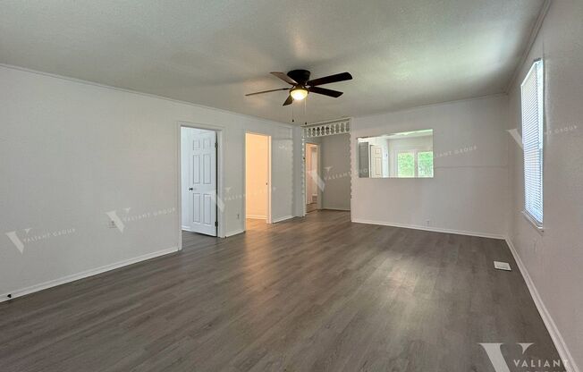 3 beds, 1 bath, $1,095