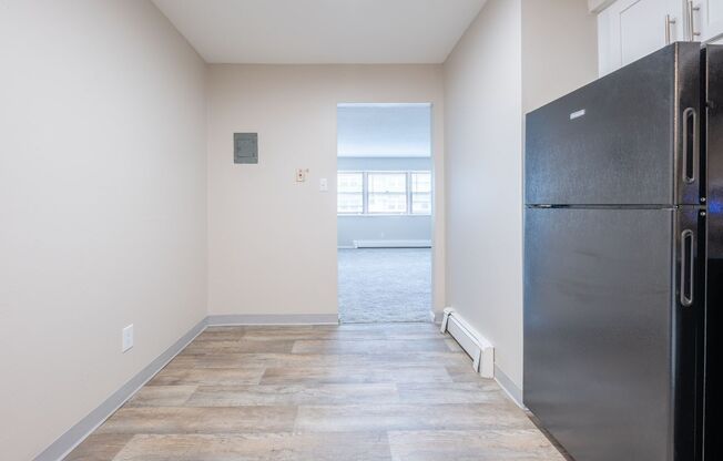 2 beds, 1 bath, 693 sqft, $885, Unit 3012