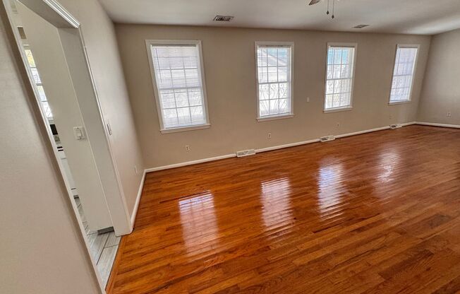 Beautiful 3-Bedroom, 3-Bath Home w/Study in Charleston, SC