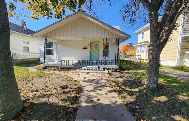 Cozy 3 bedroom home in Grace Tuxedo Park area, Available Now!