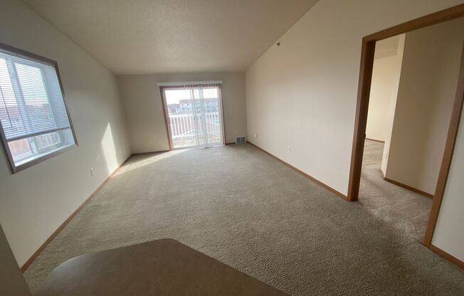 1 bed, 1 bath, 725 sqft, $935, Unit 315S
