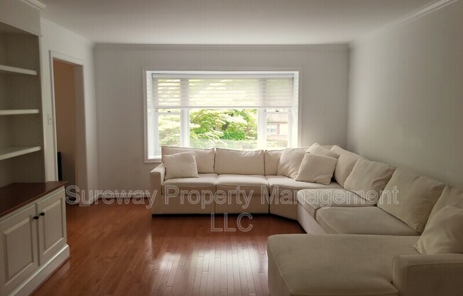 329 CATCH PENNY LN