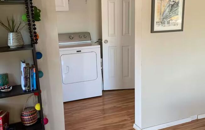 Water View Cabin in Iilahee - Fully Furnished