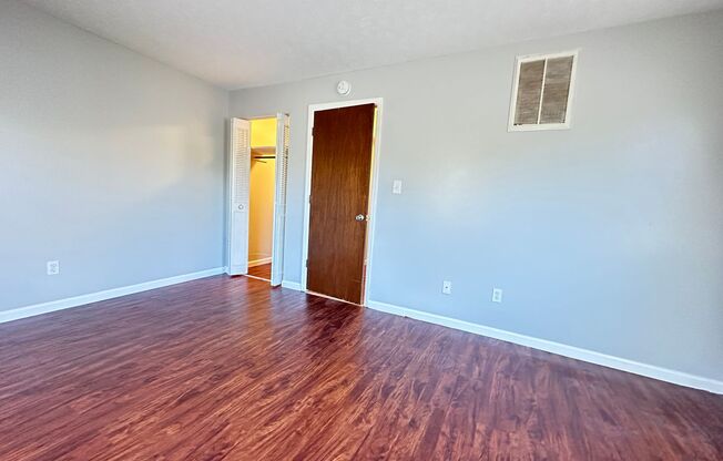 1 bed, 1 bath, 660 sqft, $925, Unit 15