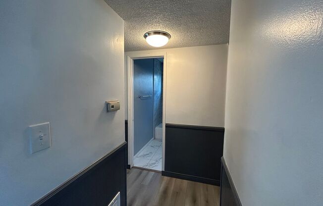 2 beds, 1 bath, $2,100