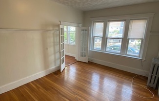 79 Glenville Ave Apt 1