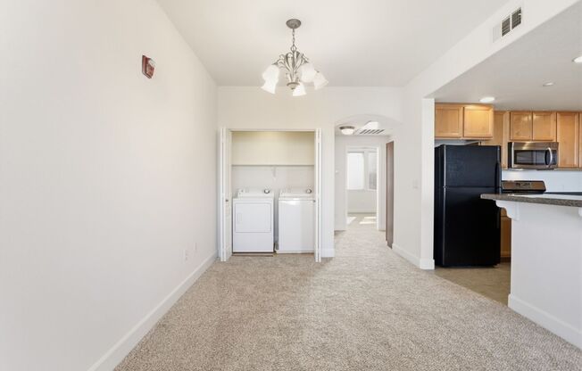 1 bed, 1 bath, 812 sqft, $2,165, Unit 1014