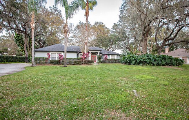 FOR RENT!!! STUNNING AND SPACIOUS 5 BEDROOM SINGLE FAMILY HOME...