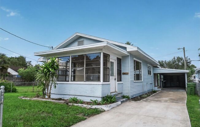 Half Off! 3 Bedroom, 1 Bathroom Home for Rent in Tampa!
