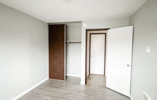 1 bed, 1 bath, 610 sqft, $1,100, Unit 72