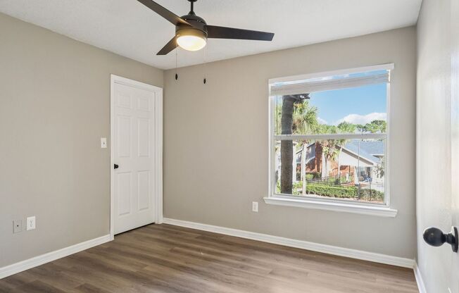 3 beds, 2 baths, 1,198 sqft, $2,285, Unit 16-204