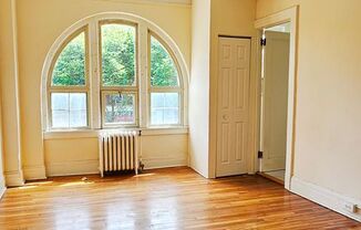Studio, 1 bath, 240 sqft, $1,100, Unit 212A