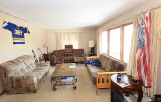 4 beds, 2 baths, $2,100