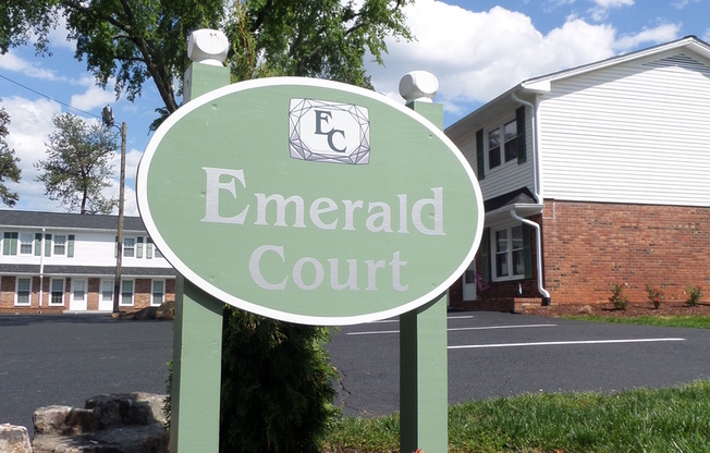 Emerald Court / Diamond Square