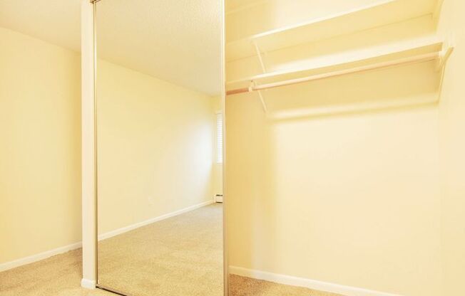 1 bed, 1 bath, 700 sqft, $1,320, Unit 840-101