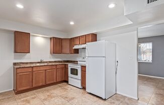 1 bed, 1 bath, 700 sqft, $1,019, Unit 05