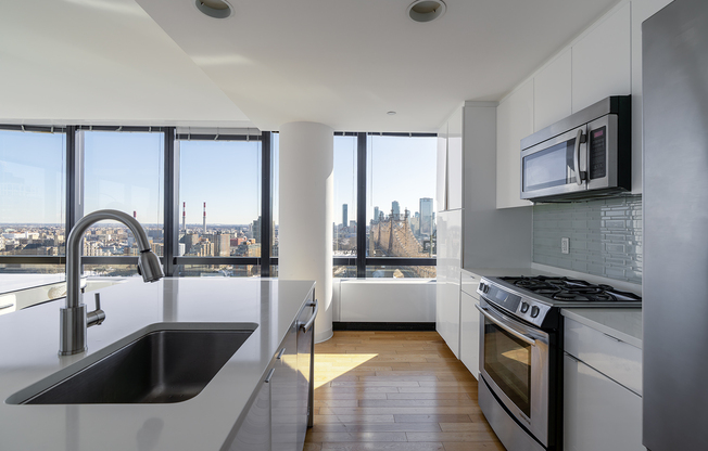 2 beds, 2 baths, $10,000, Unit 29B