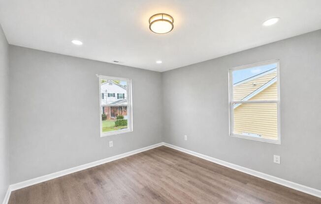 Spacious Home suitable for roommates and group homes *Section 8 accepted*