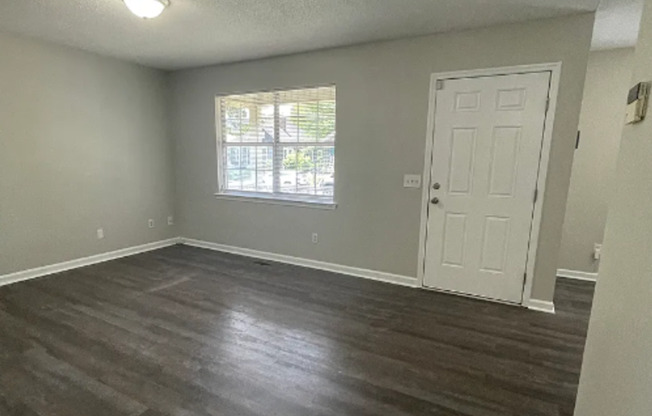 3 Bedroom 1.5 Bathroom in Downtown Chattanooga!