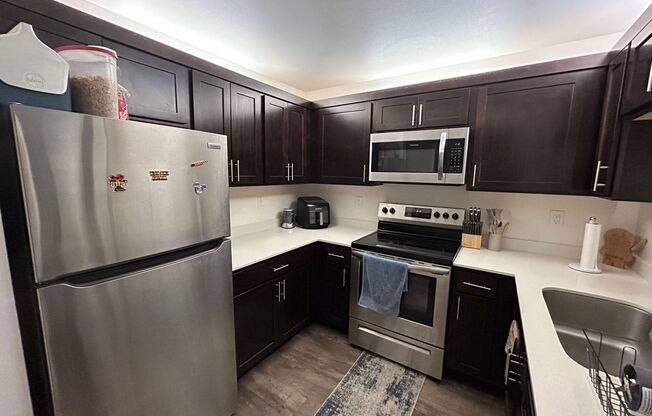 1751 S 115th Court