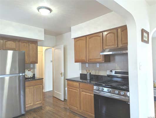 4 beds, 3 baths, $4,300, Unit HOUSE