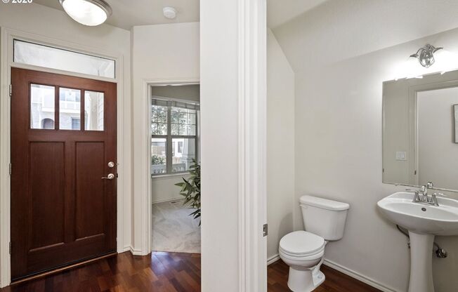 3 Bedroom Plus Den in this Desirable Bull Mountain area!