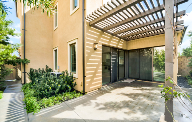 129 LOMITA