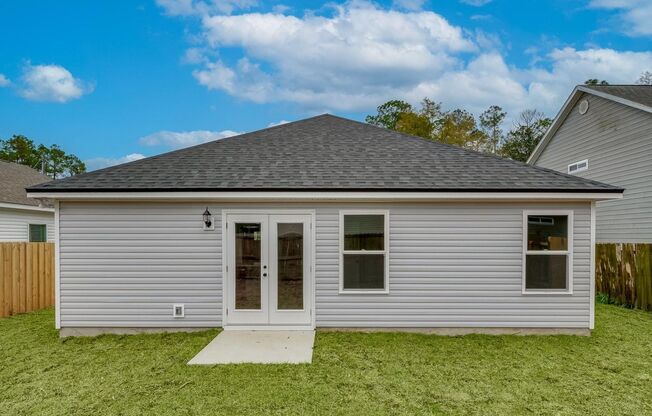 Gorgeous, New Construction 4 Bedroom Home, Available Now!