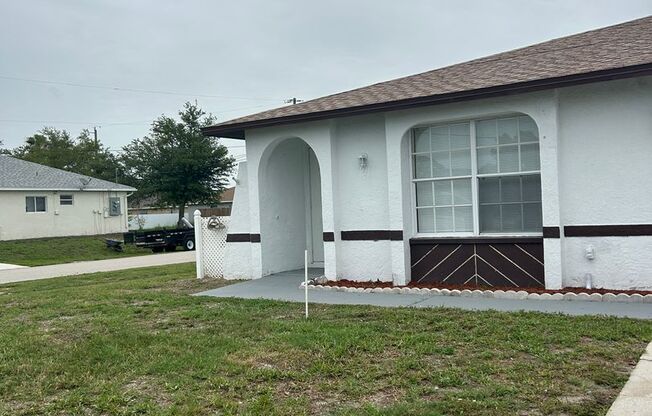 Welcome Home! Spacious 3-Bedroom, 2-Bathroom Duplex with Garage