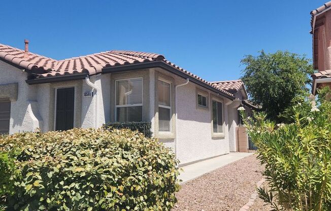 NICE 2 BED +DEN, 2 BATH IN SUMMERLIN!!