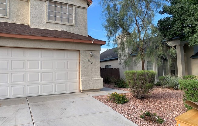 8112 SUNSET MALL DR