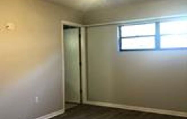 3 beds, 2 baths, $2,600