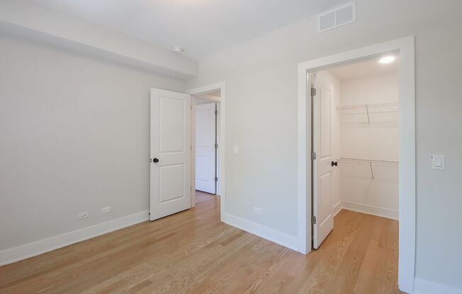 2 beds, 1 bath, 775 sqft, $2,950, Unit 2028-2A