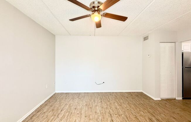 1 bed, 1 bath, 439 sqft, $1,255